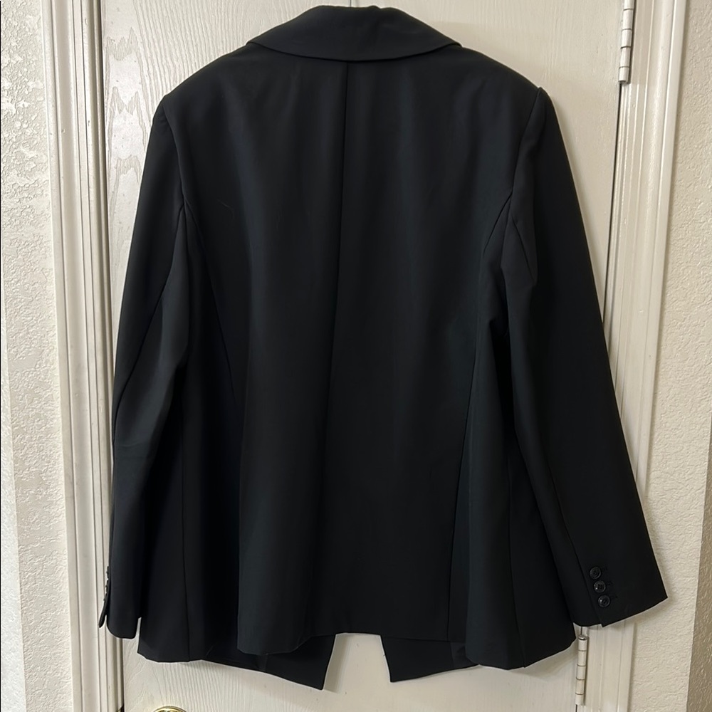 Lane Bryant Black Ponte Structured Blazer Size 16 - Picture 3 of 4